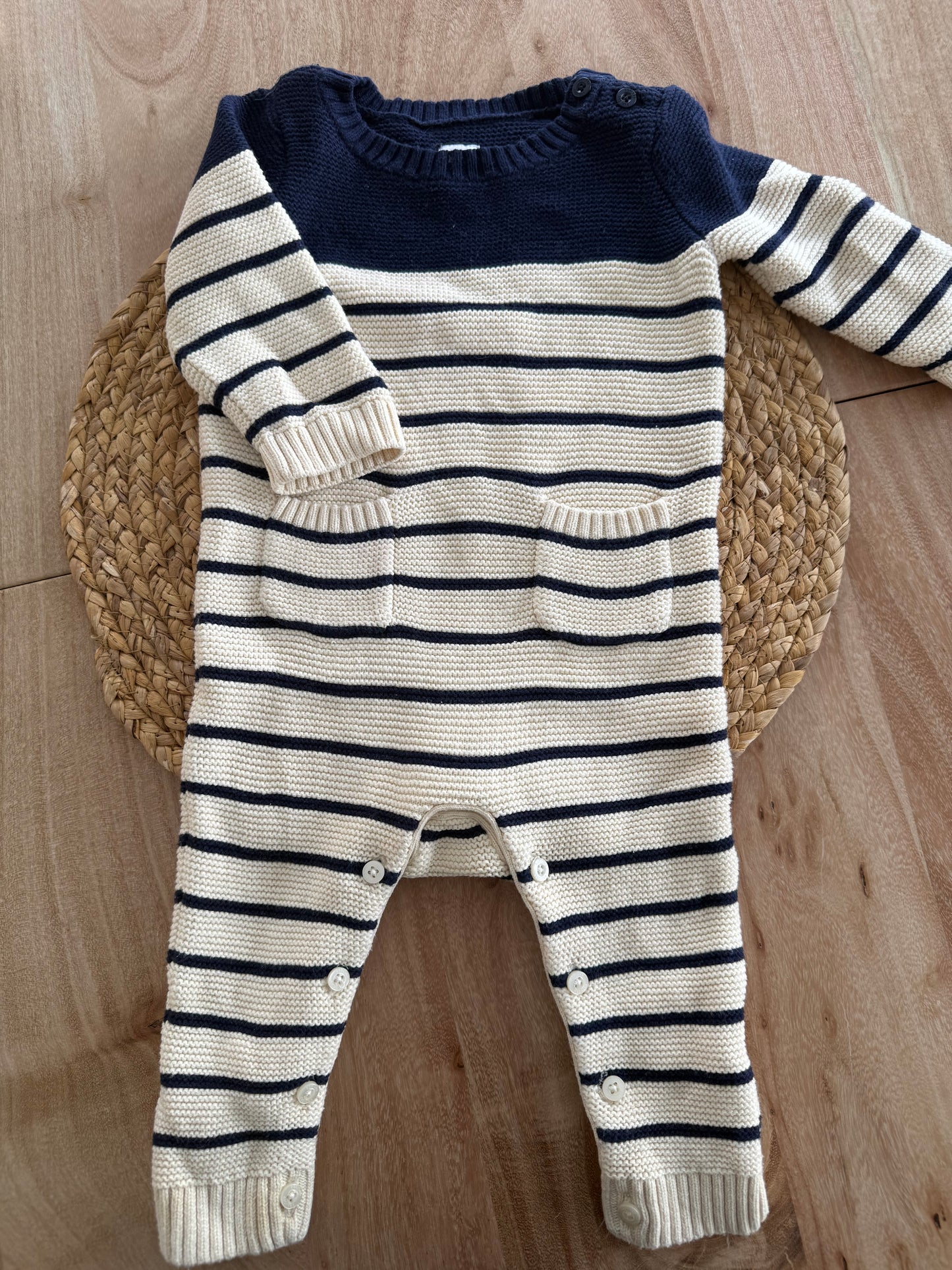 Ensemble de laine 6-9 mois