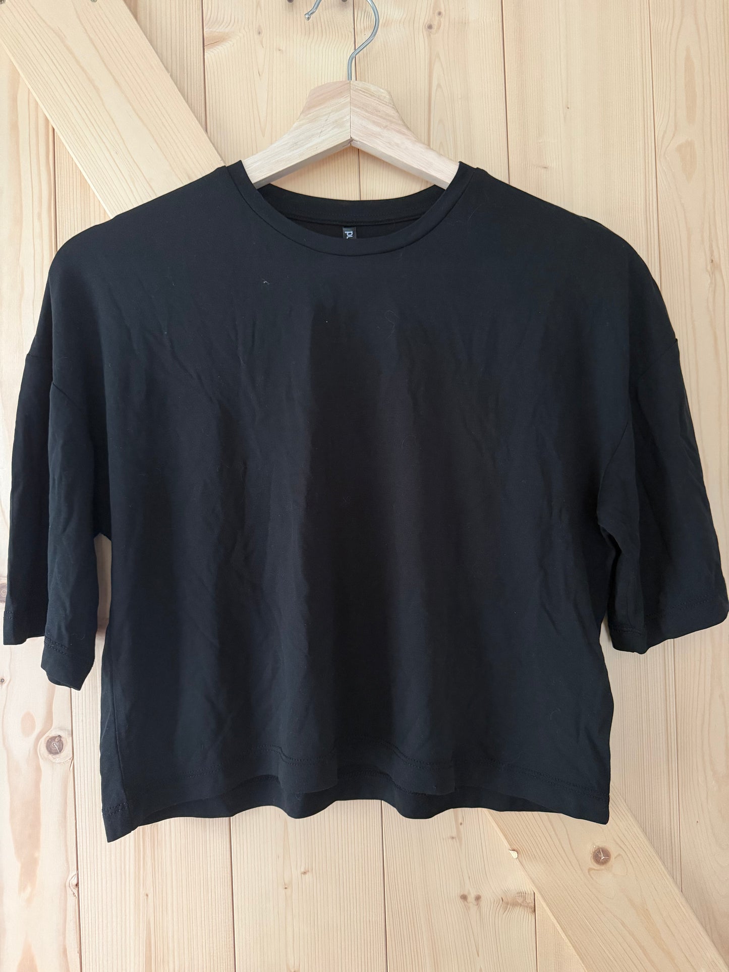 T-shirt Simple Modern Gr.Small (neuf)