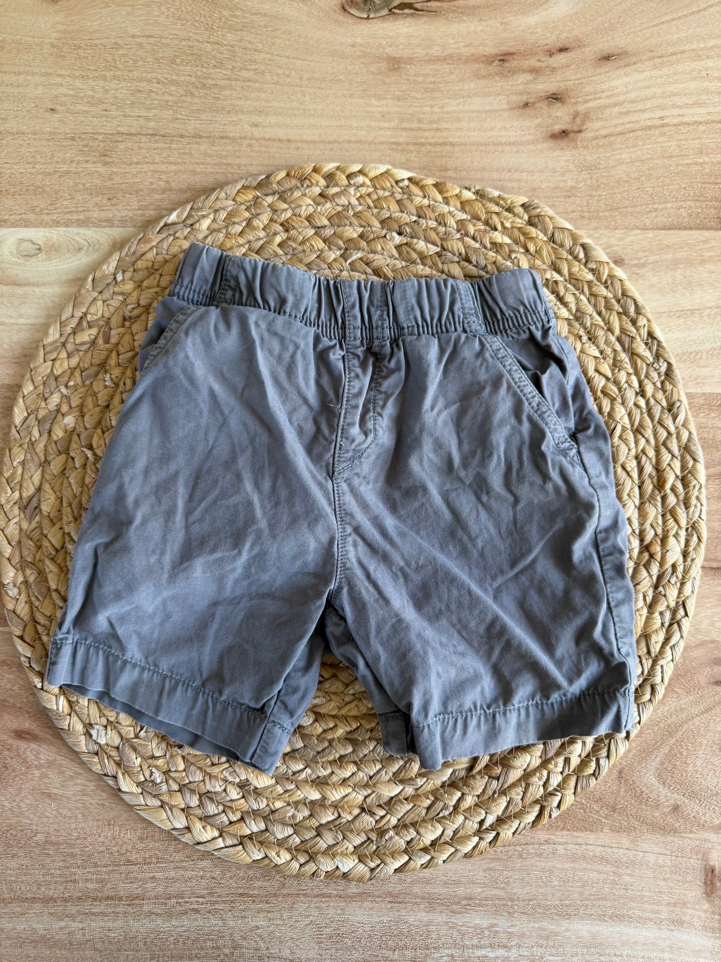Short 2T