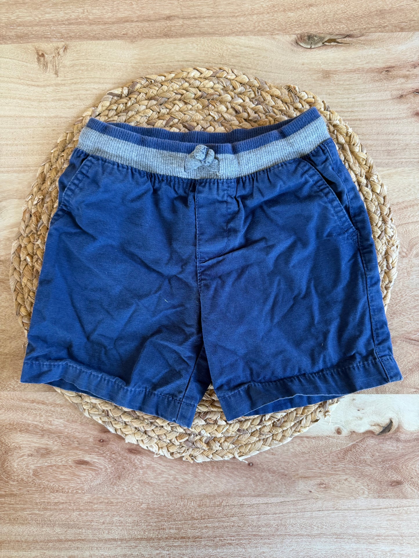Short 3T