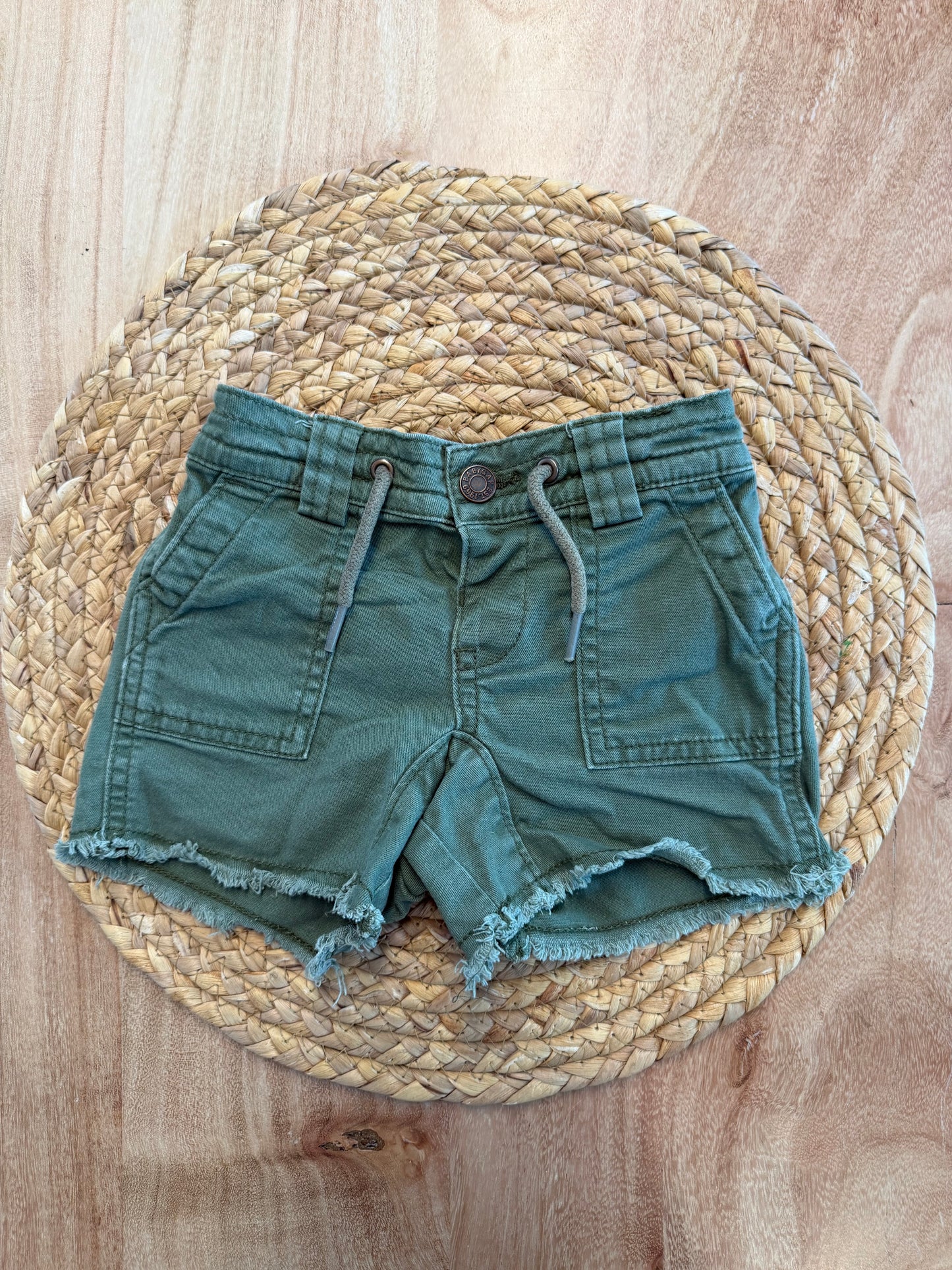 Short 12 mois