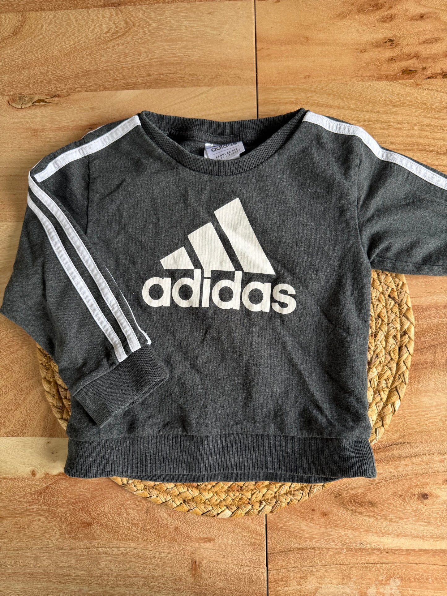 Chandail Adidas 3T
