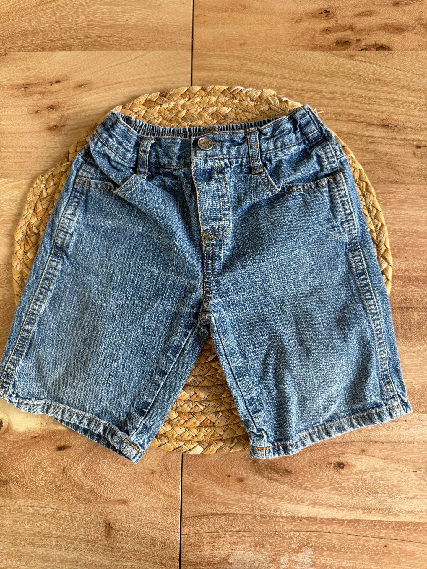 Short 4T