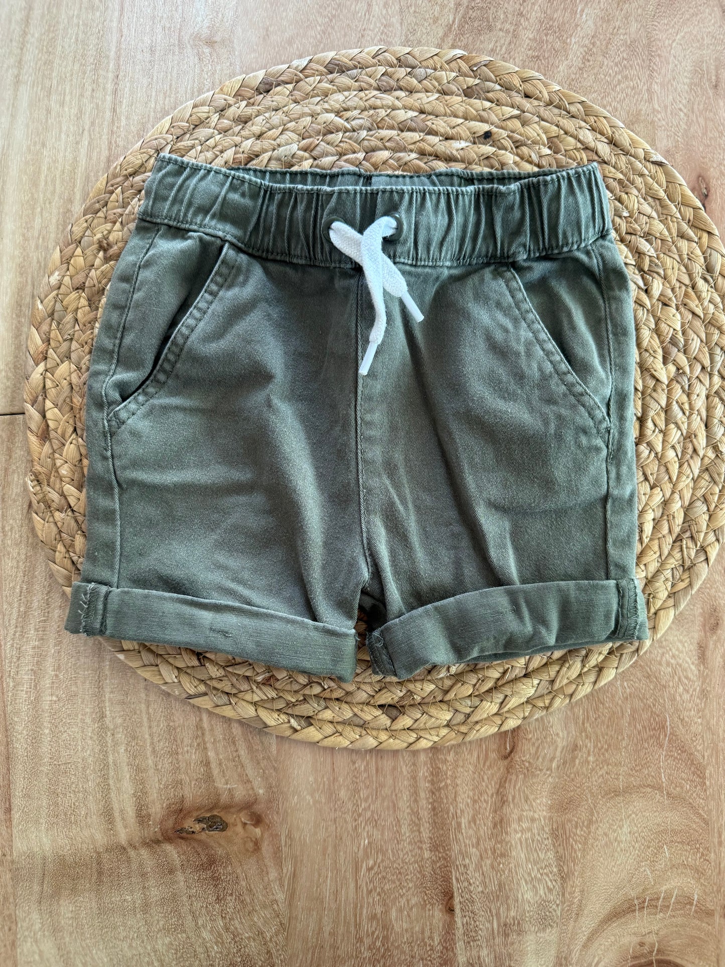 Short 18 mois