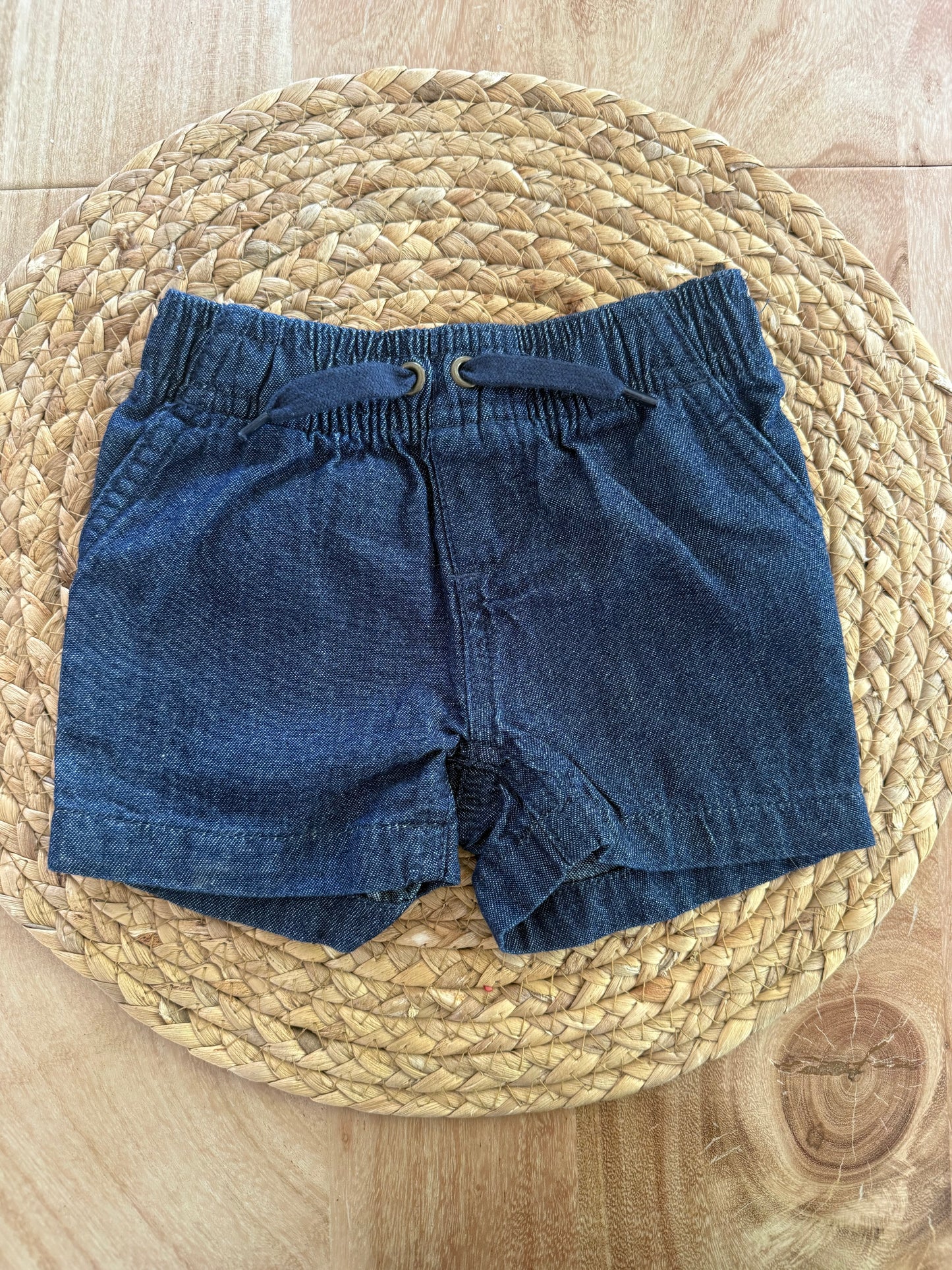 Short 3 mois