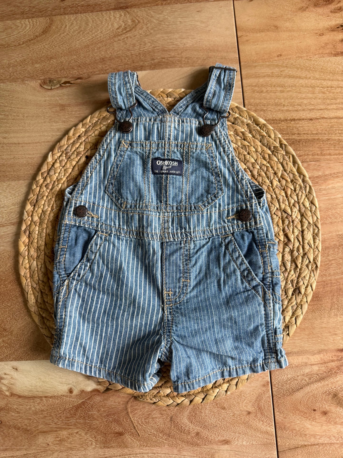 Salopette Oshkosh 6 mois