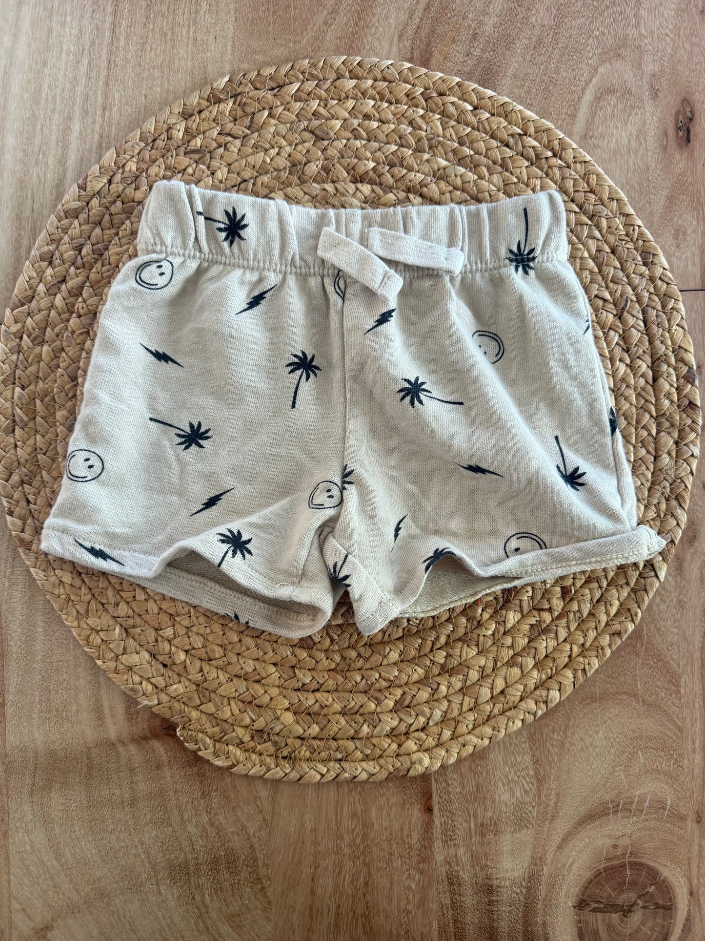 Short 12 mois