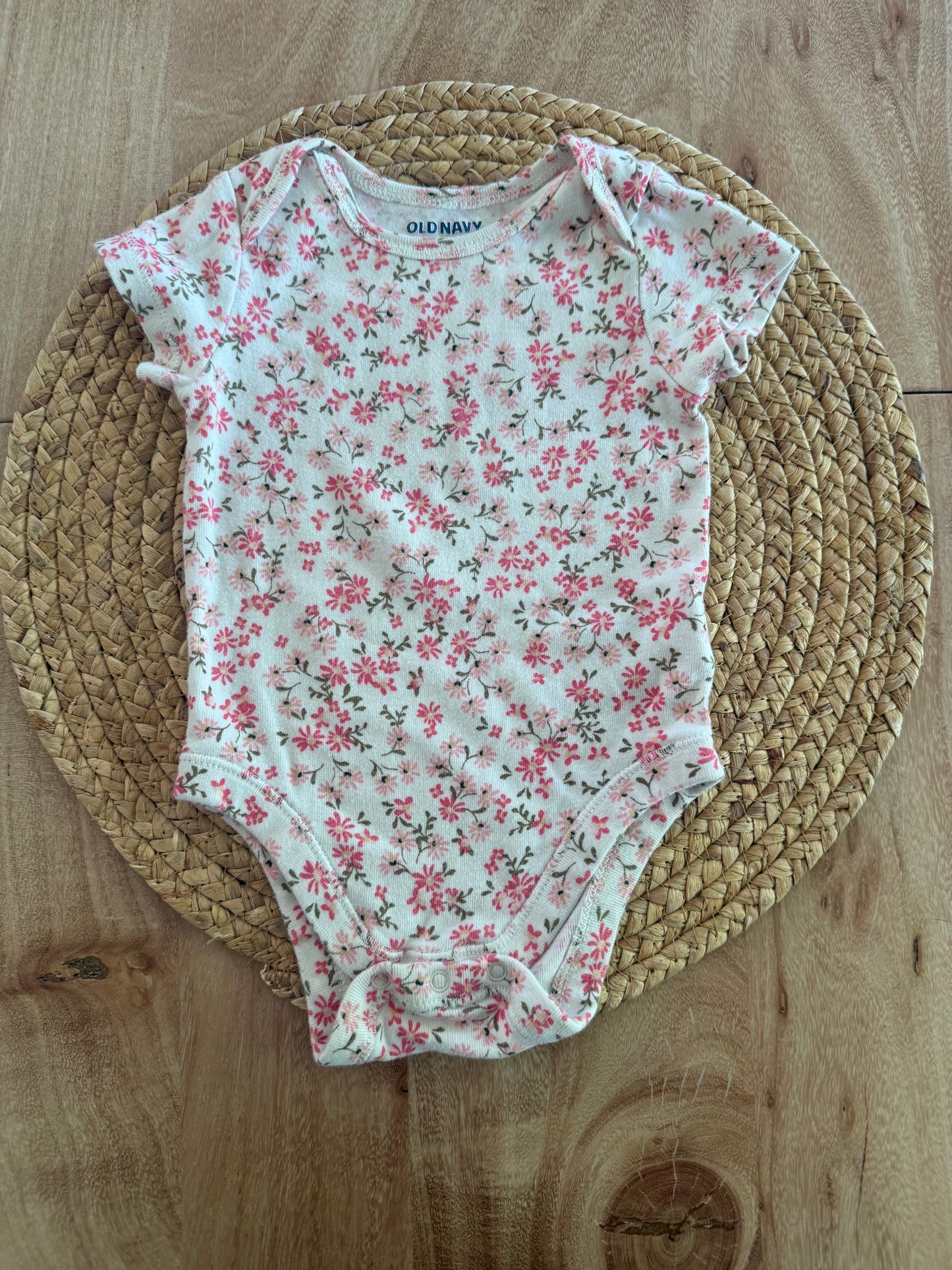 Cache couche Old Navy 6 mois