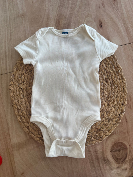 Cache couche old navy 12-18 mois