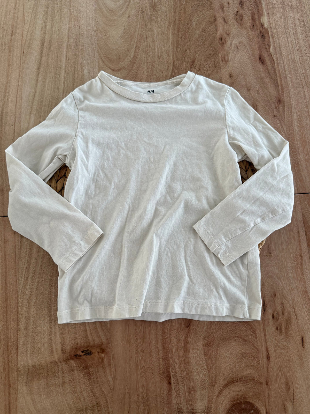 Chandail H&m 4-6 T ( crème )