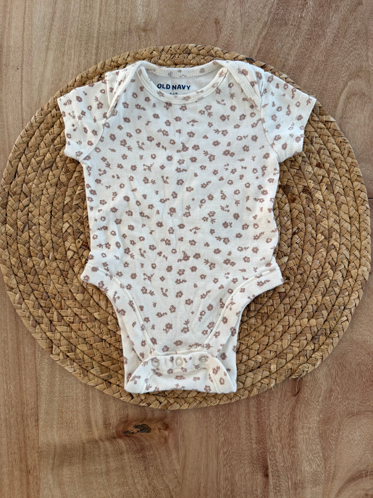 Cache couche Old Navy 0-3 mois