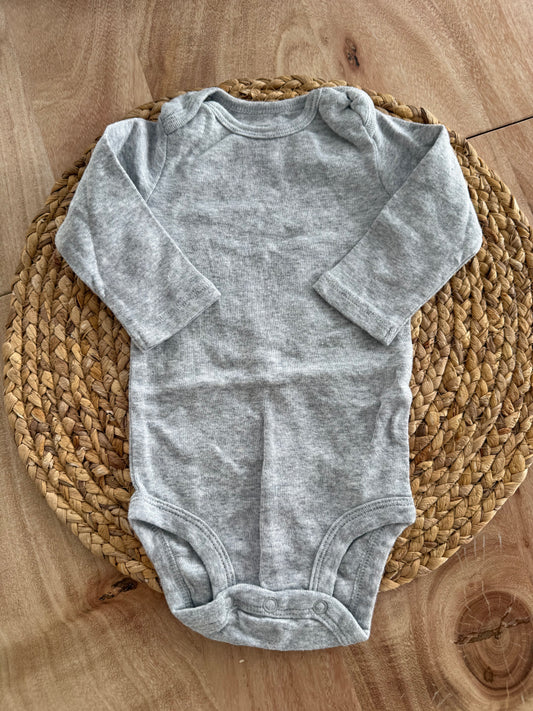 Cache couche gorge 3-6 mois