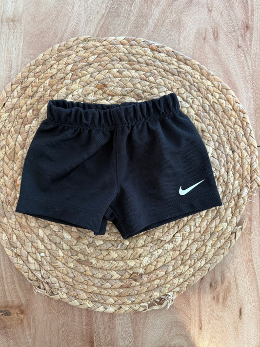 Short Nike 3 mois