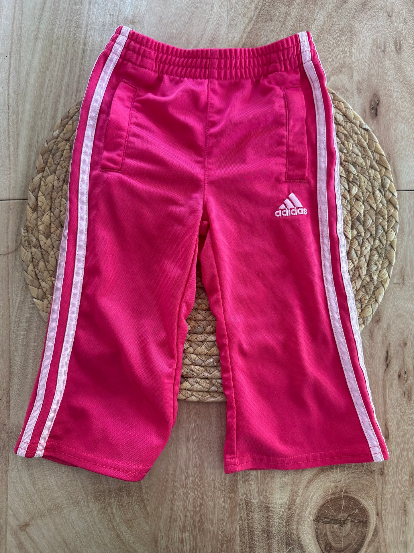 Pantalon Adidas 18 mois