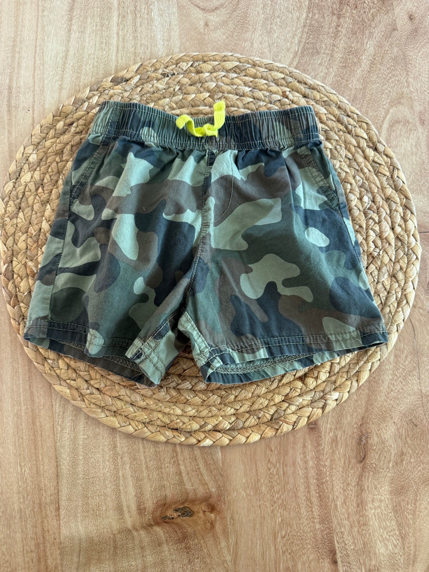 Short 18 mois