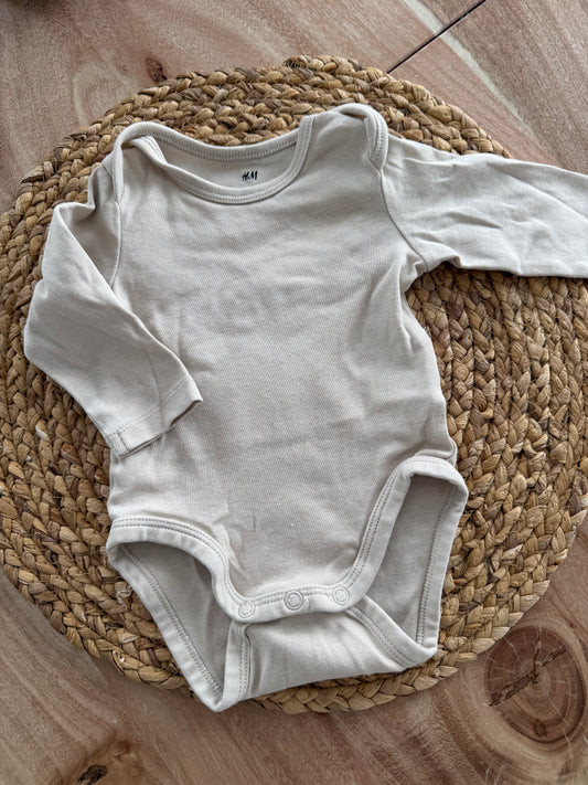 Cache couche H&M 2-4 mois