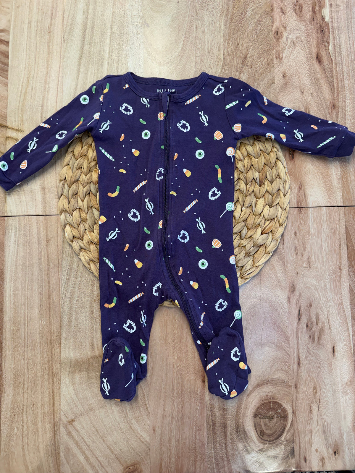 Pyjama petit lem 9 mois ( imparfait )
