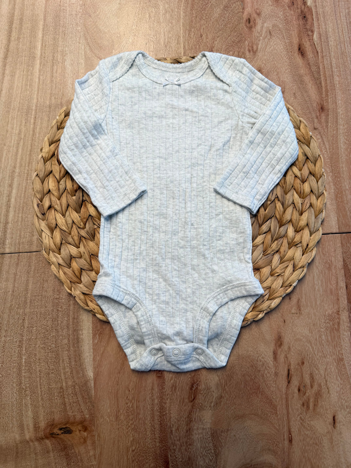 Cache couche carters 6 mois neuf