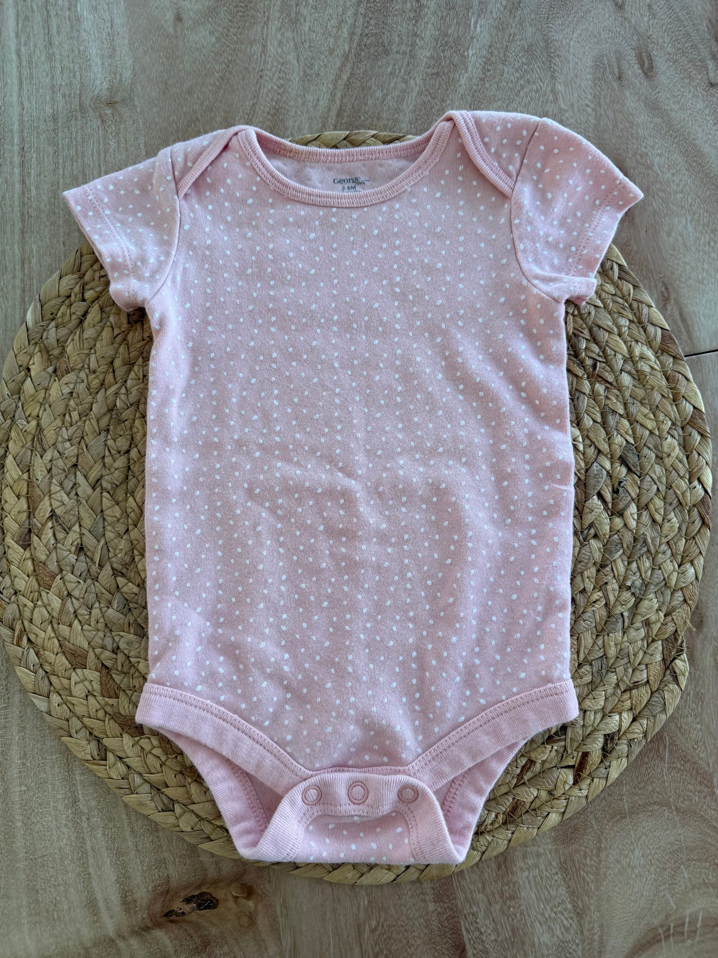 Cache couche George 6-9 mois