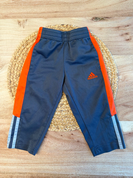 Pantalon Adidas 2T