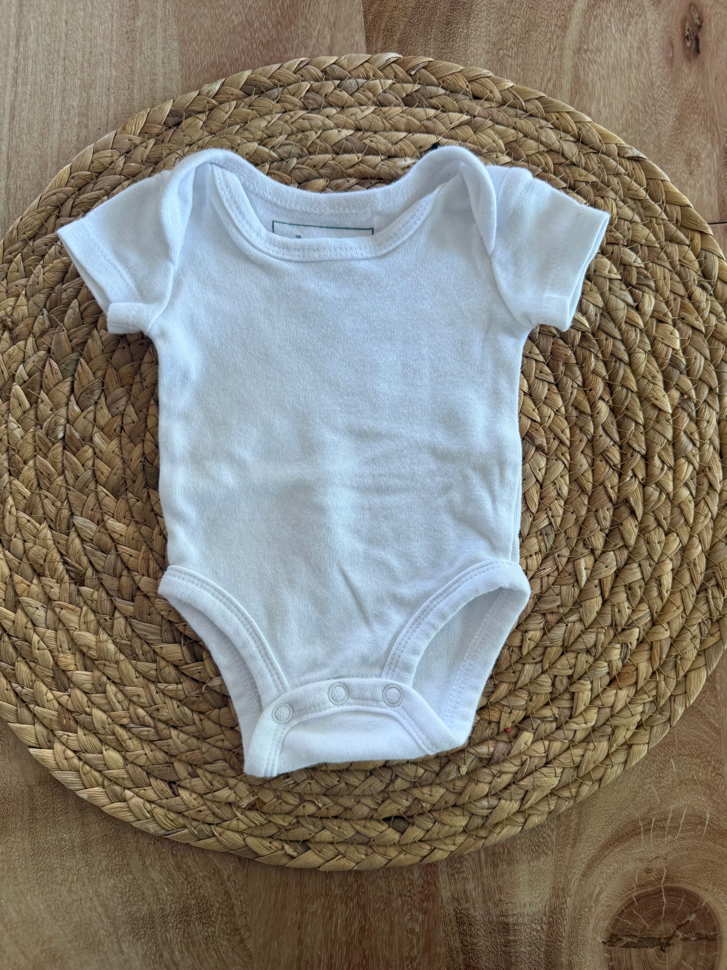 Cache couche newborn