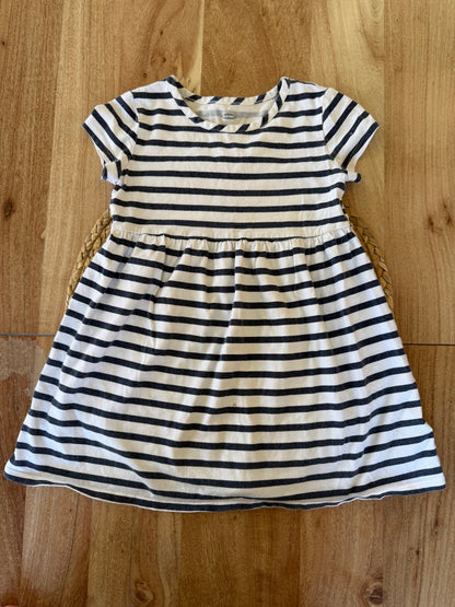 (Imparfaite) robe 5T